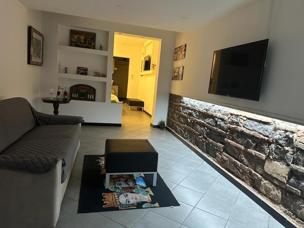 Tiziano'S Home คาตาเนีย ภายนอก รูปภาพ